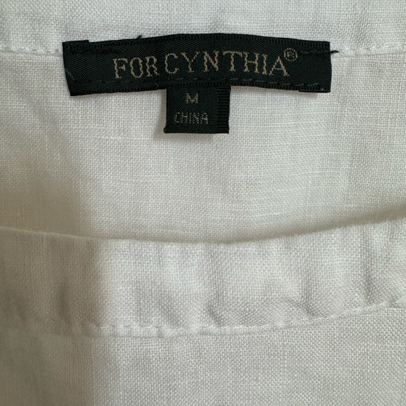 FOR CYNTHIA Linen Top - Picture 2 of 2